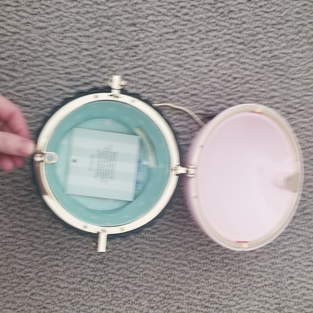 Magnolia Bakery Cupcake bag - Picture 5 of 6
